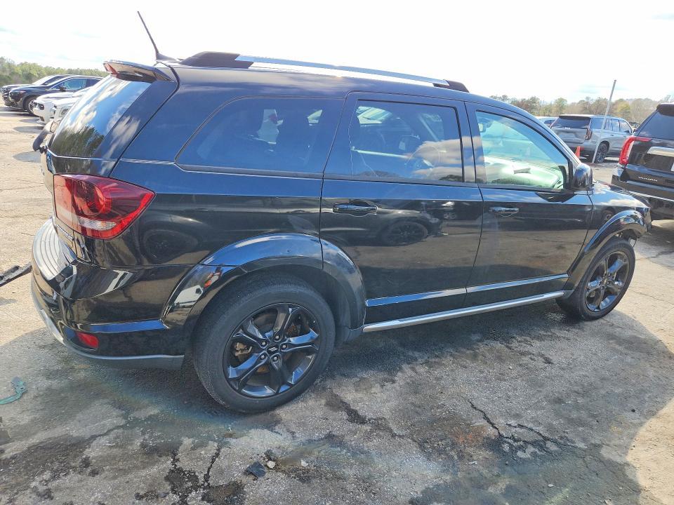 2018 Dodge Journey Crossroad