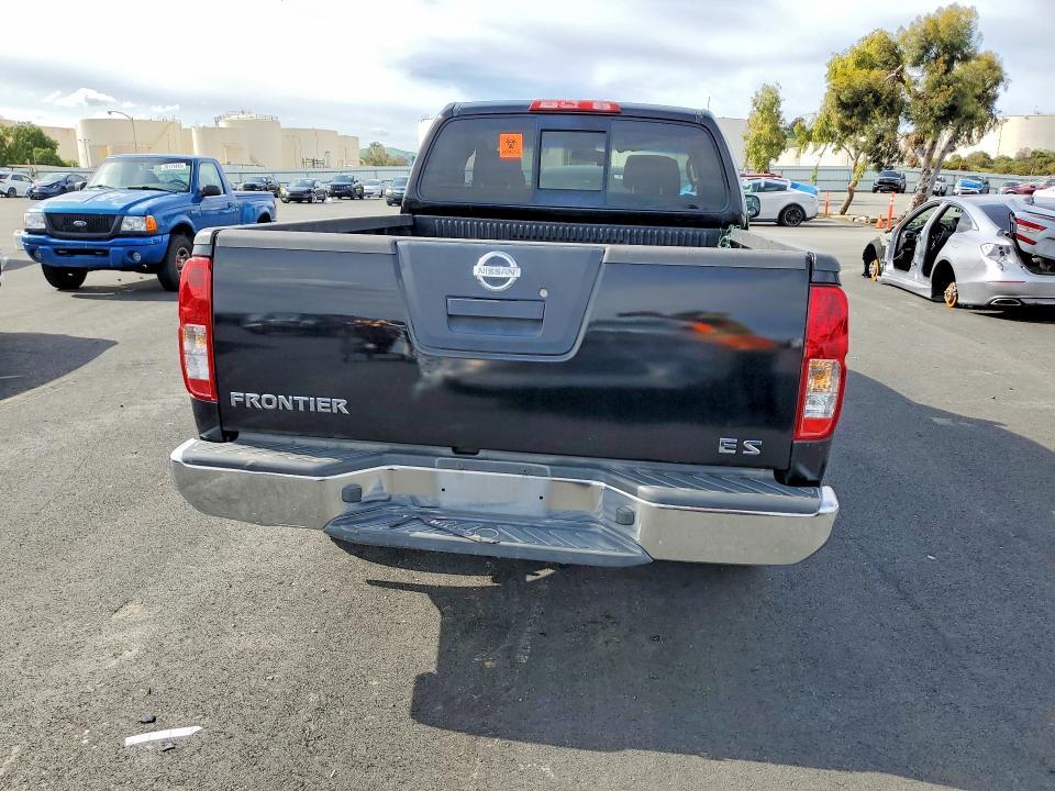 2008 Nissan Frontier xe