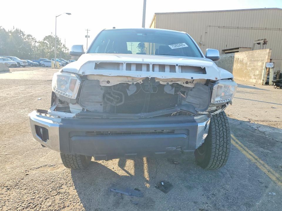 2016 Toyota Tundra Crewmax Limited