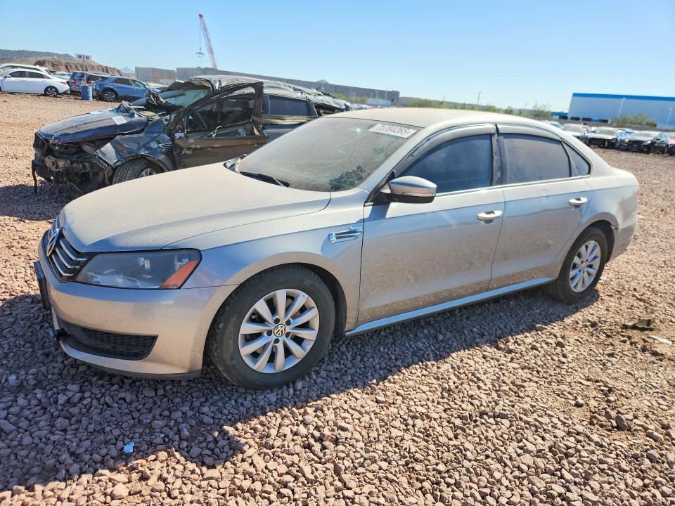 2013 Volkswagen Passat s