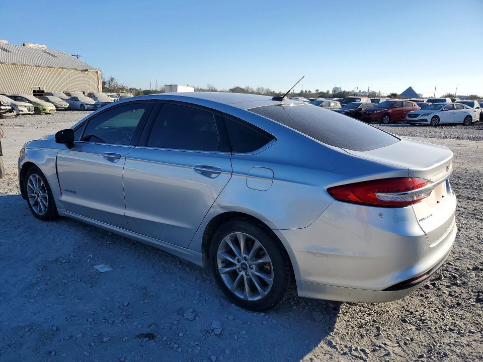 2017 Ford Fusion se Hybrid