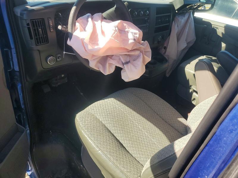 2018 Chevrolet Express G2500 LT