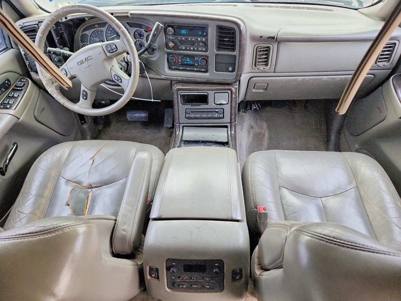 2004 GMC Yukon Denali