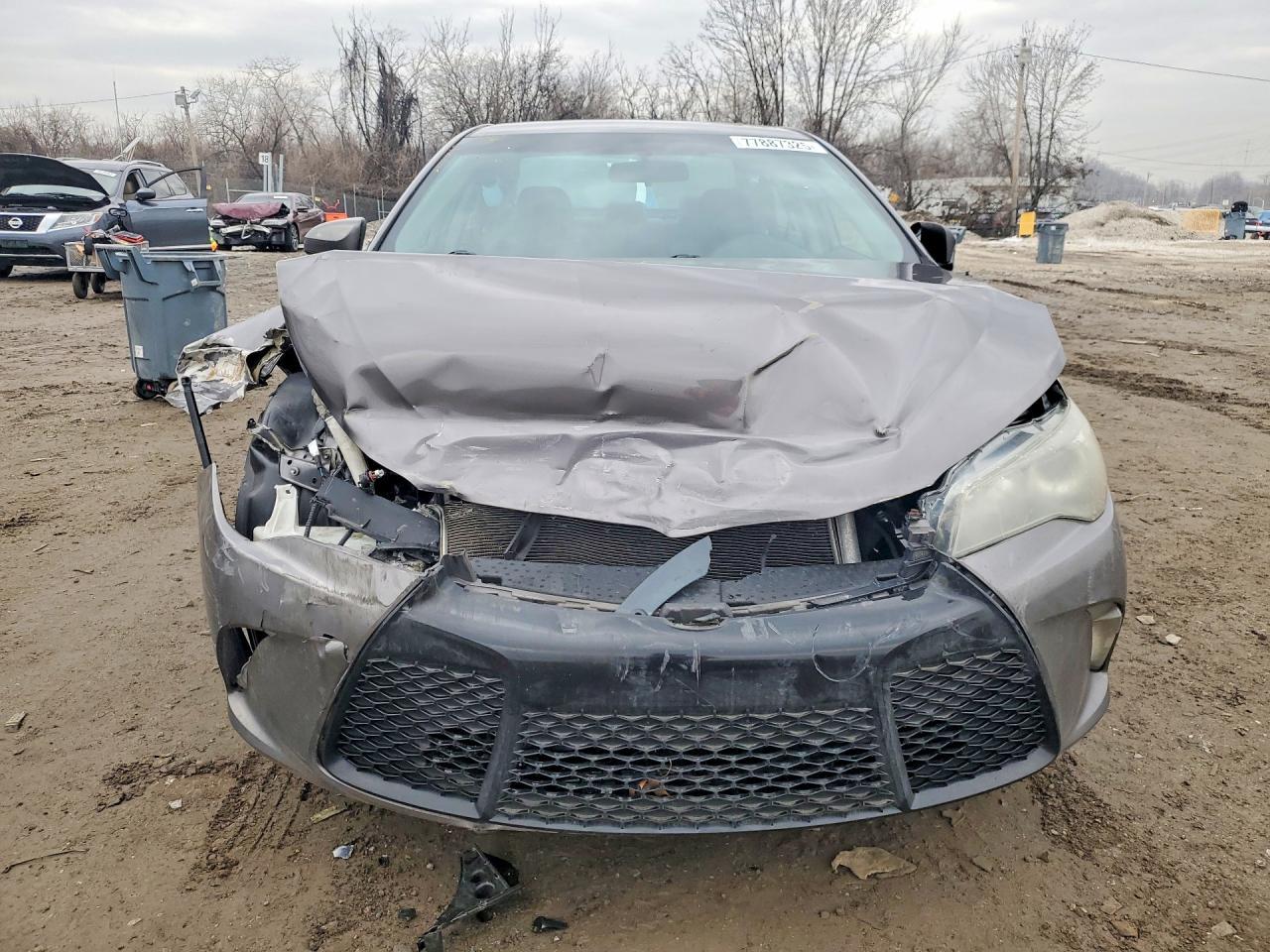 2016 Toyota Camry le