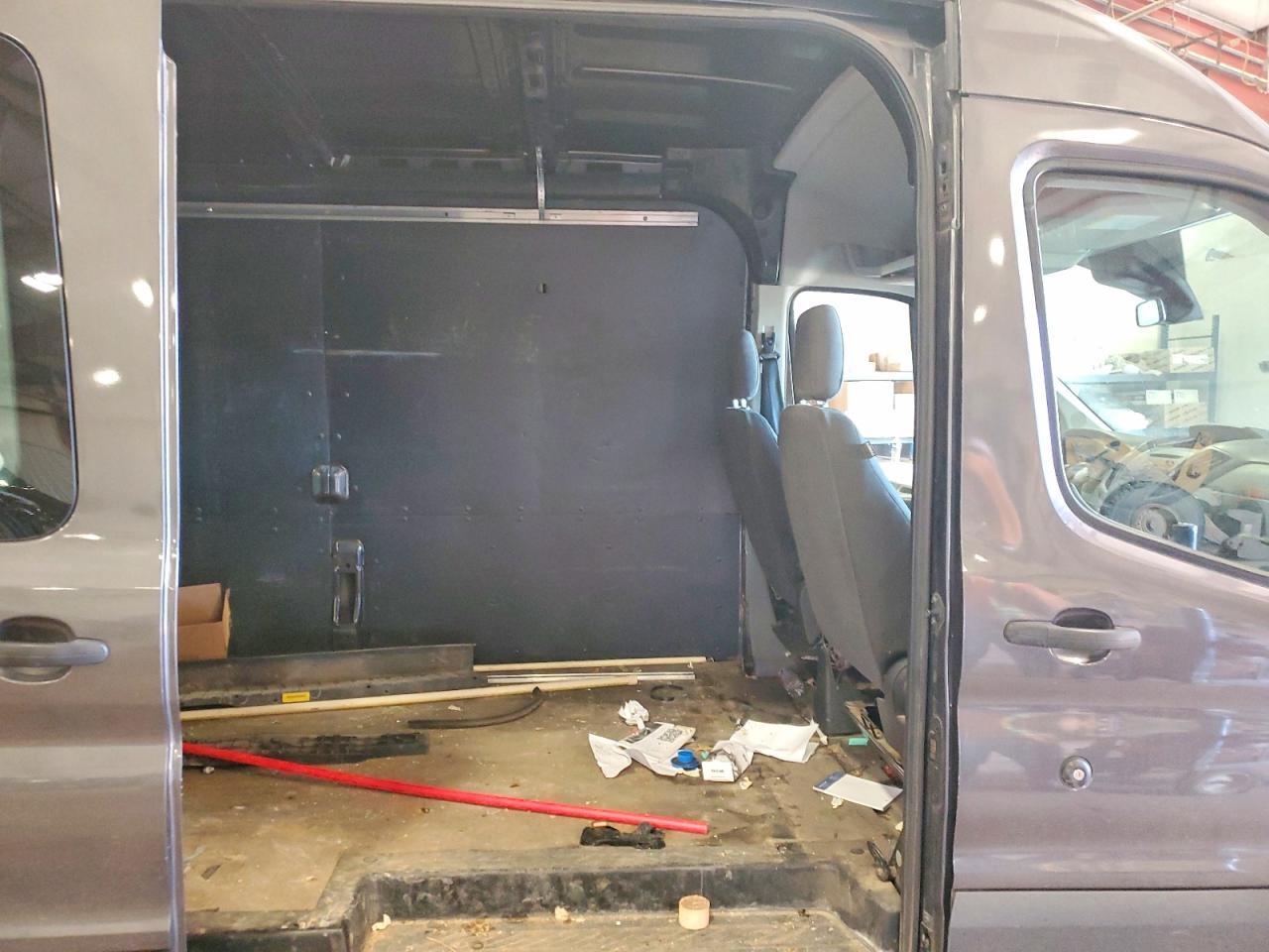 2018 Ford Transit T-250