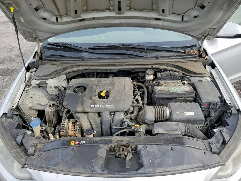 2018 Hyundai Elantra se