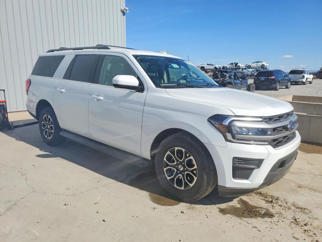 2024 Ford Expedition max xlt