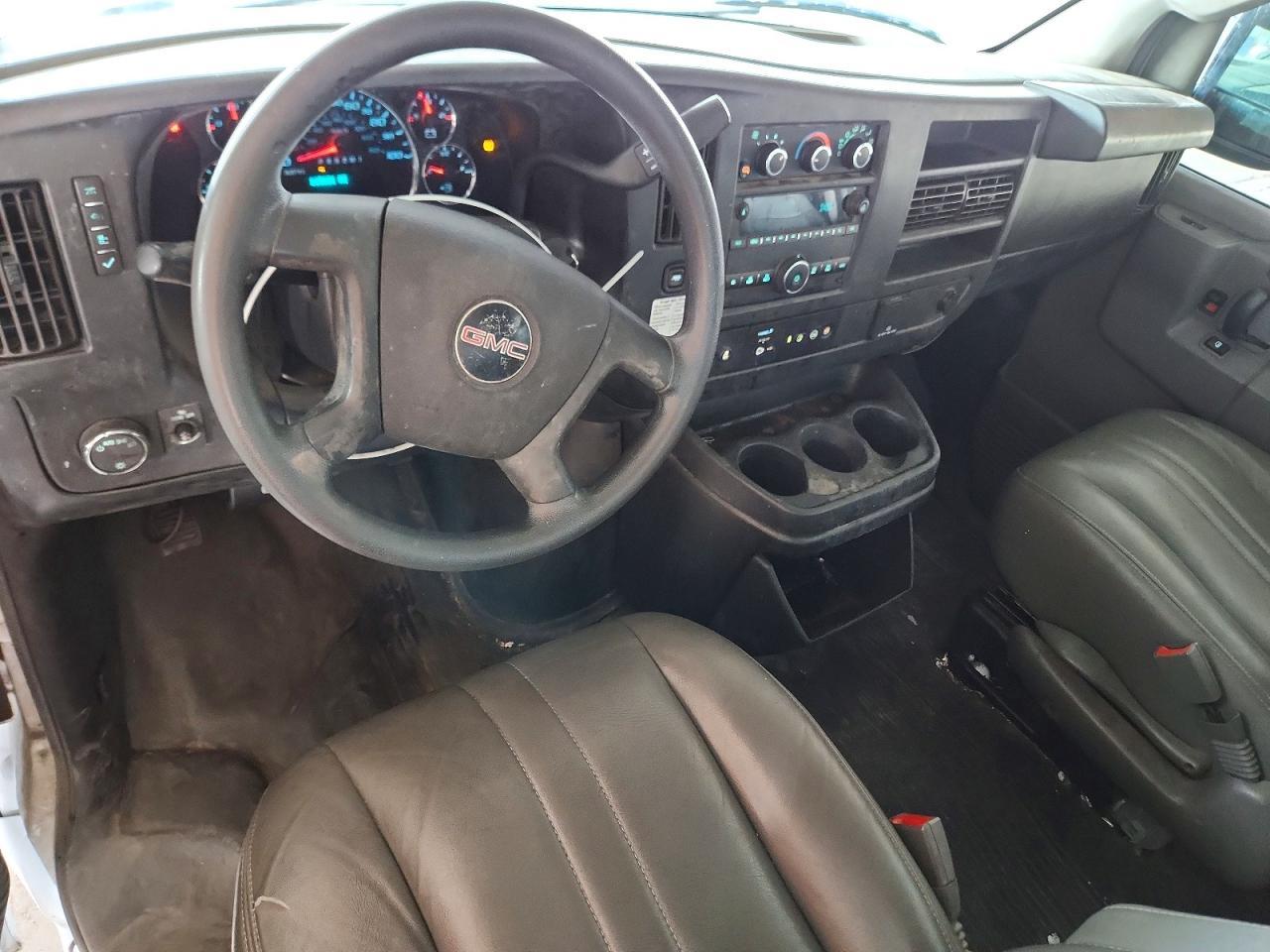 2022 GMC Savana G3500