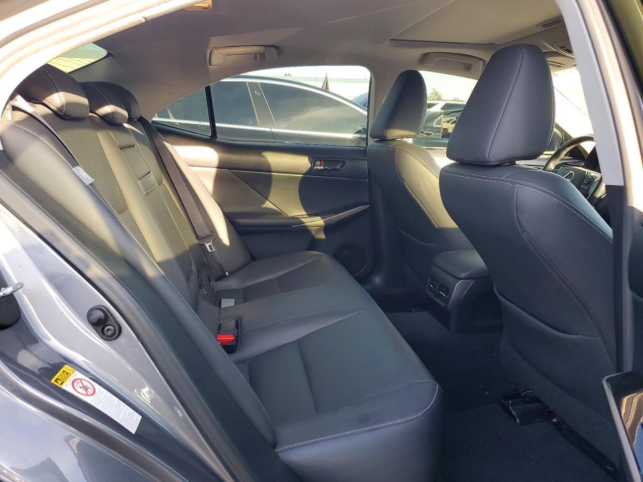 2016 Lexus Is 200t