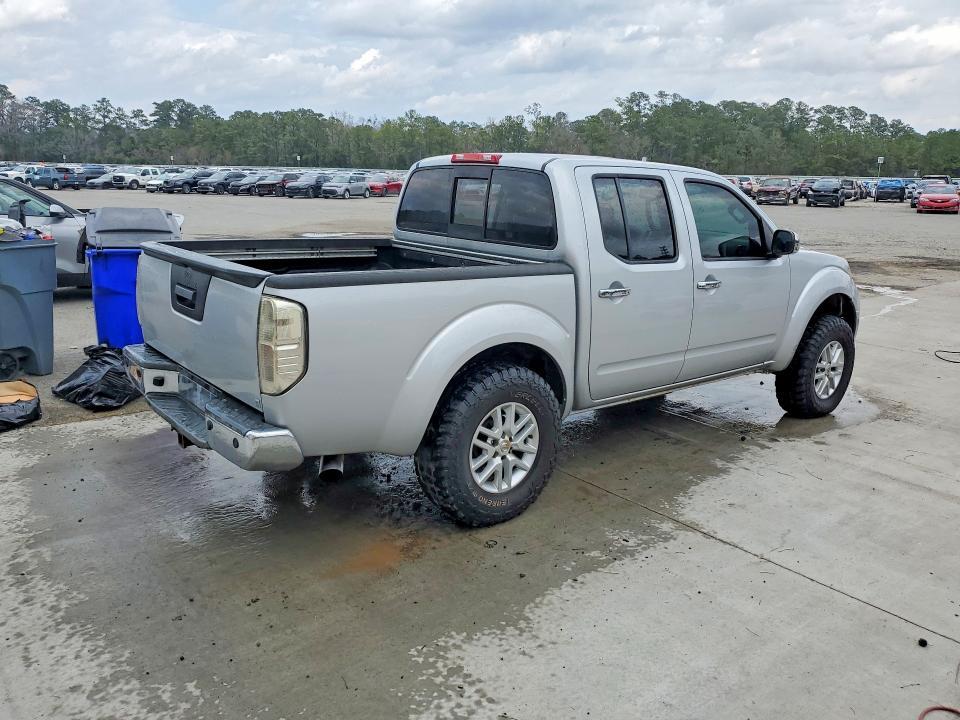 2014 Nissan Frontier S