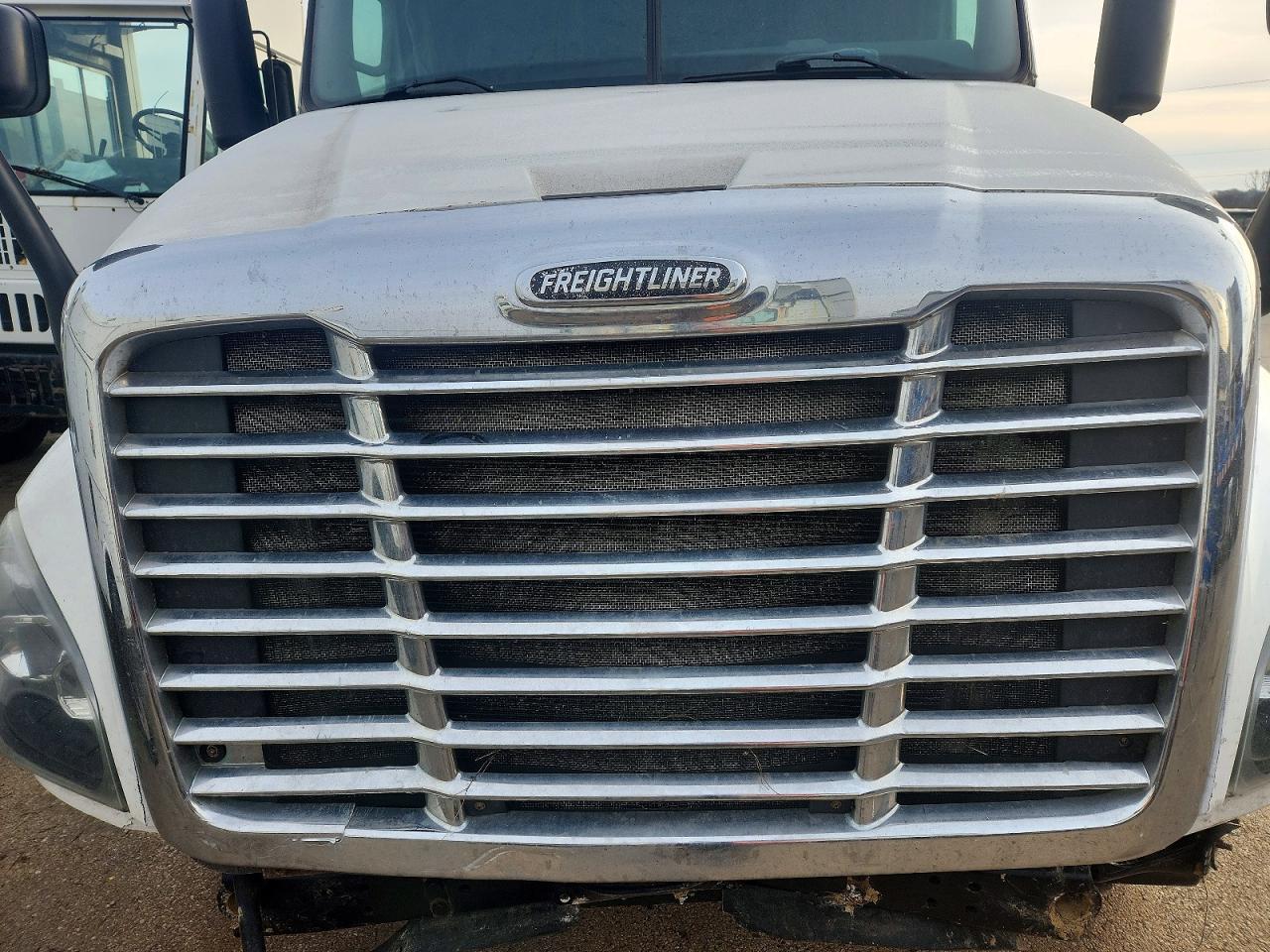 2017 Freigliner 2017 Freightliner Cascadia 125 Semi Truck