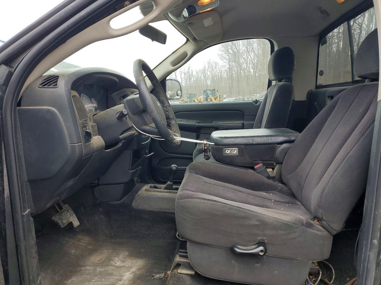 2005 Dodge RAM 1500 ST