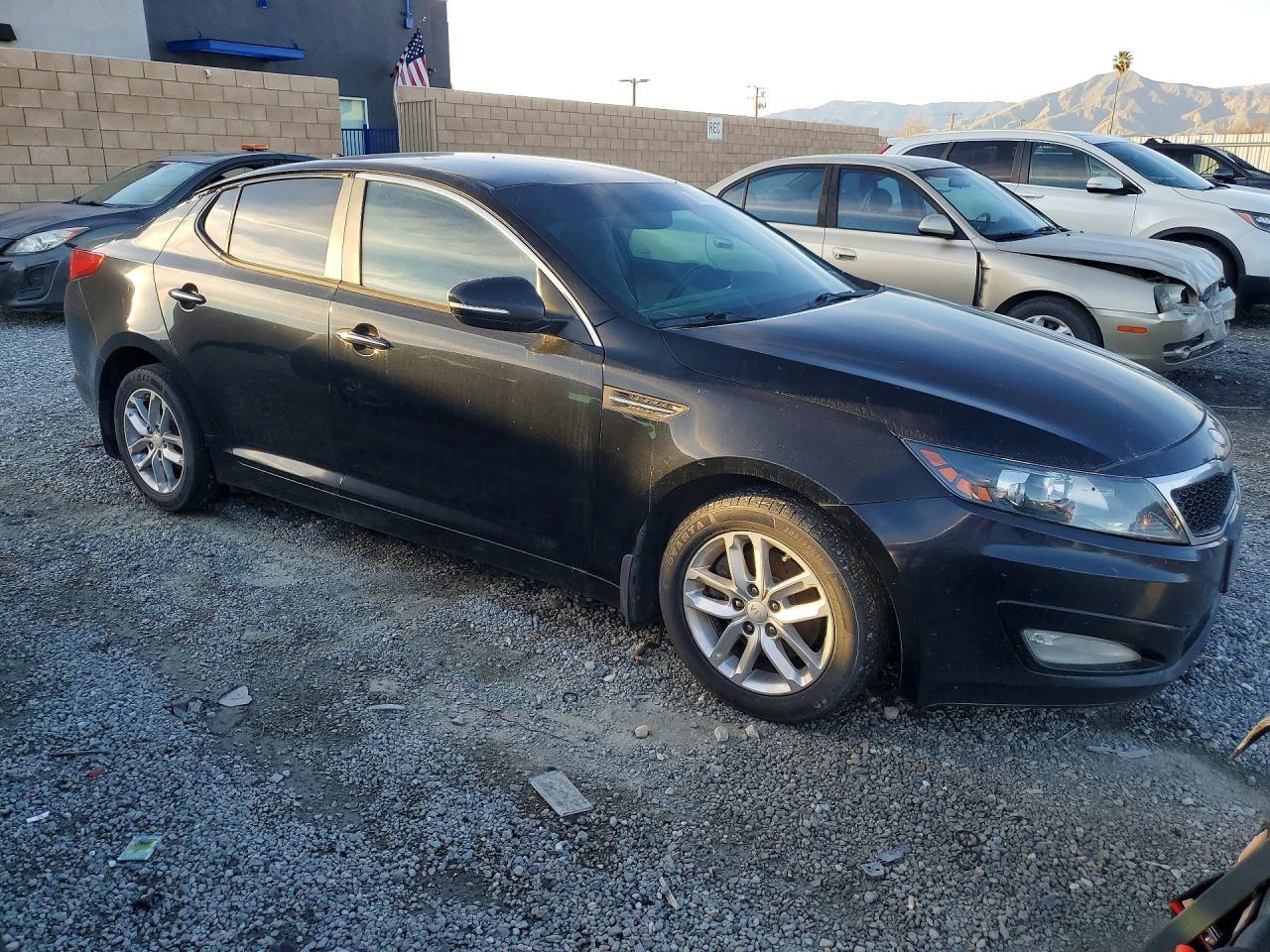 2013 KIA Optima lx