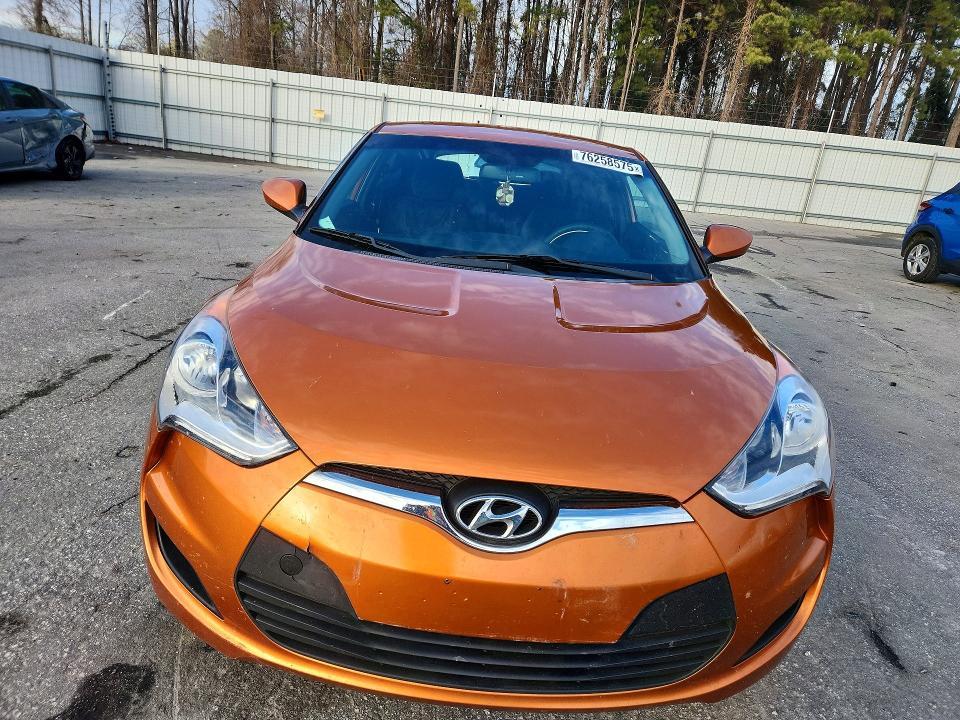 2016 Hyundai Veloster Base