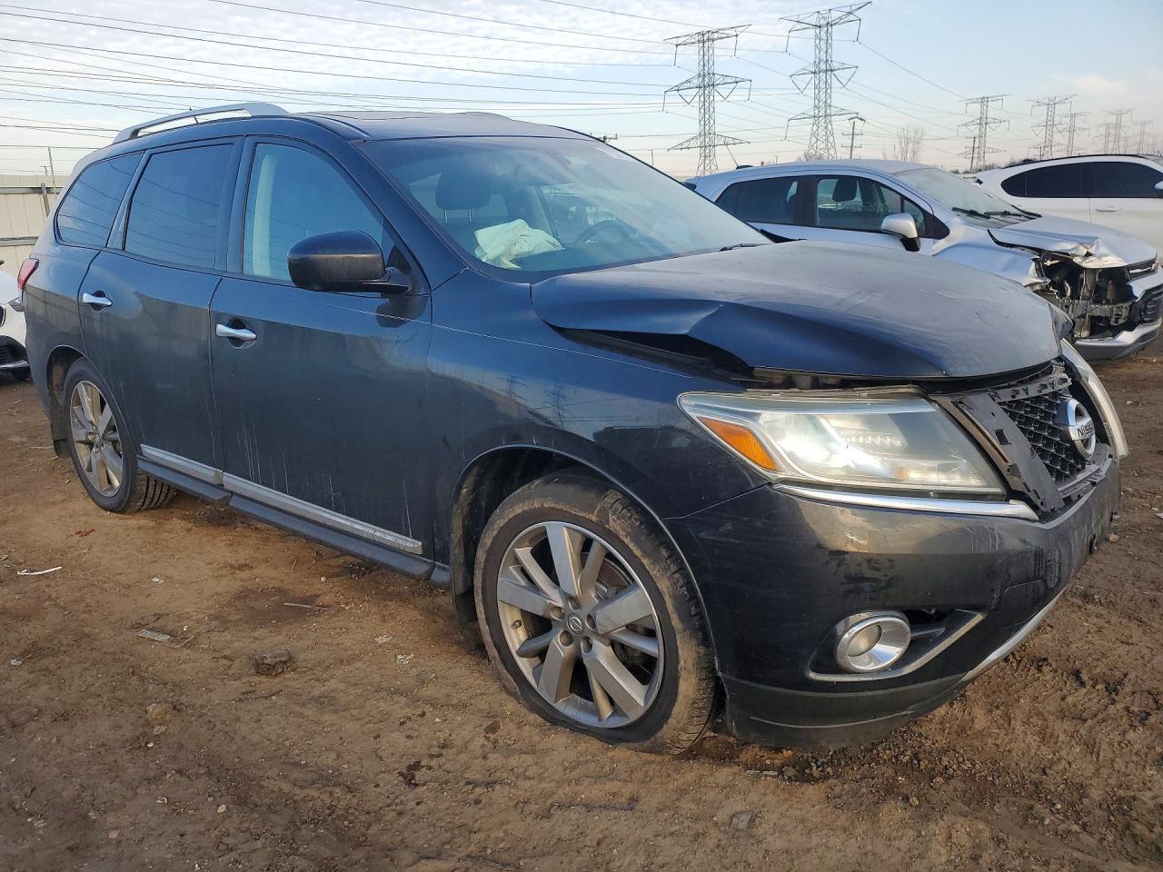 2015 Nissan Pathfinder Platinum