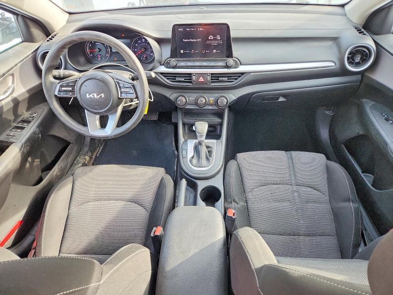 2023 KIA Forte lx