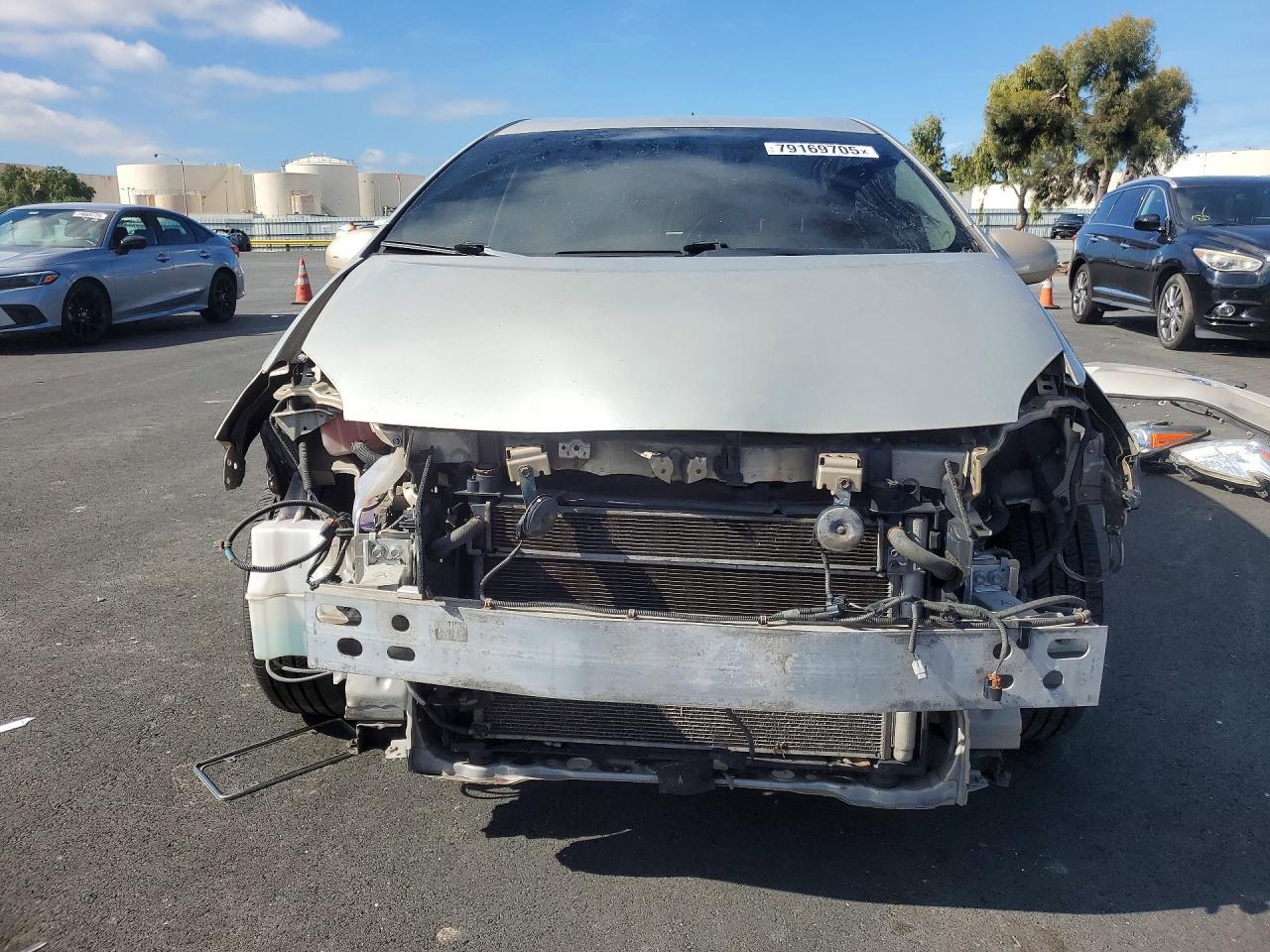 2010 Toyota Prius ii
