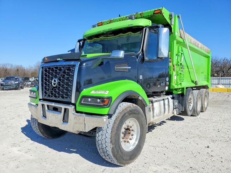 2018 Volvo VHD