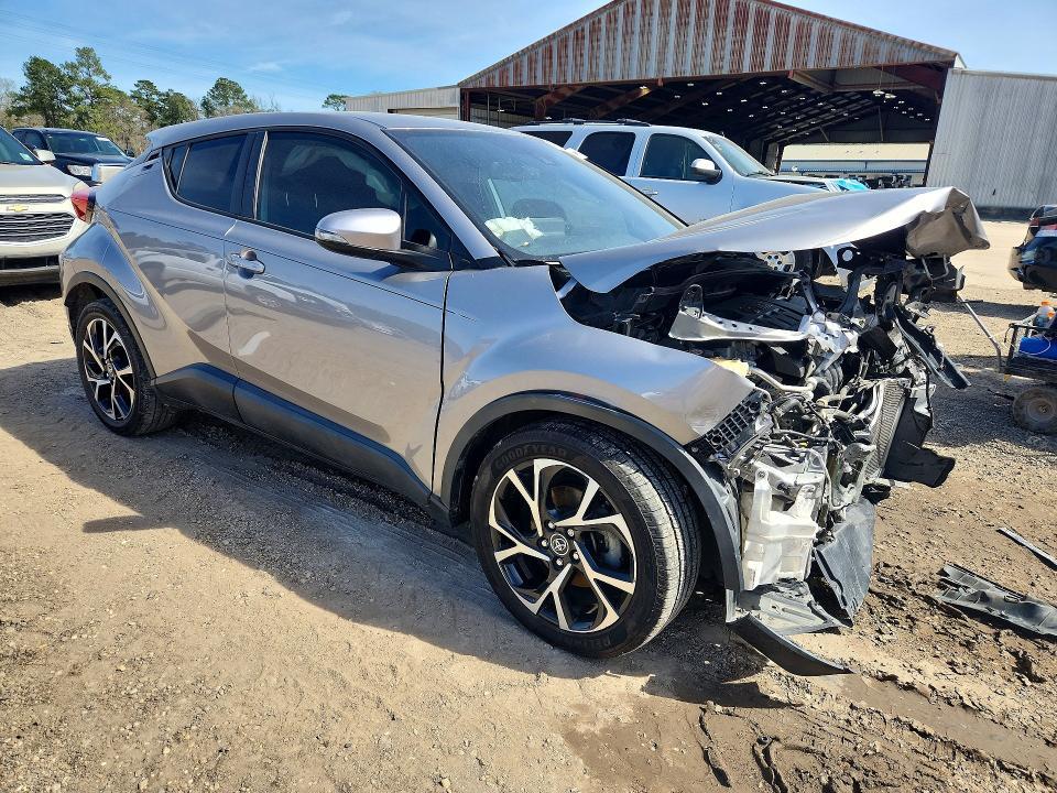 2019 Toyota C-hr xle