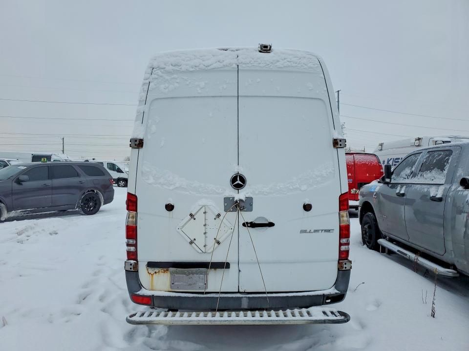 2014 Mercedes-Benz 2022 Mercedes Benz Sprinter 2500 Delivery van