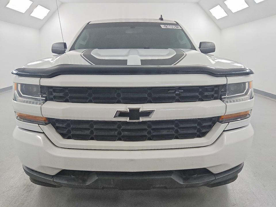 2018 Chevrolet Silverado C1500 Custom