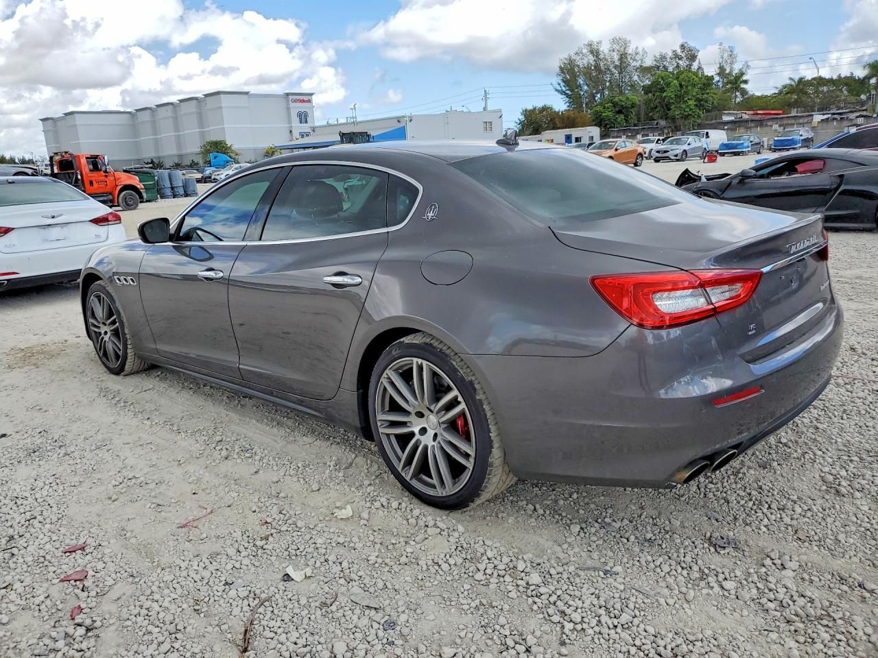 2018 Maserati Quattroporte s