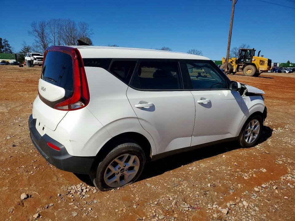 2022 KIA Soul lx