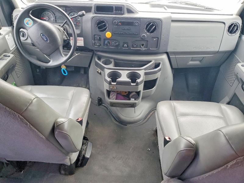 2012 Ford Econoline E250 van
