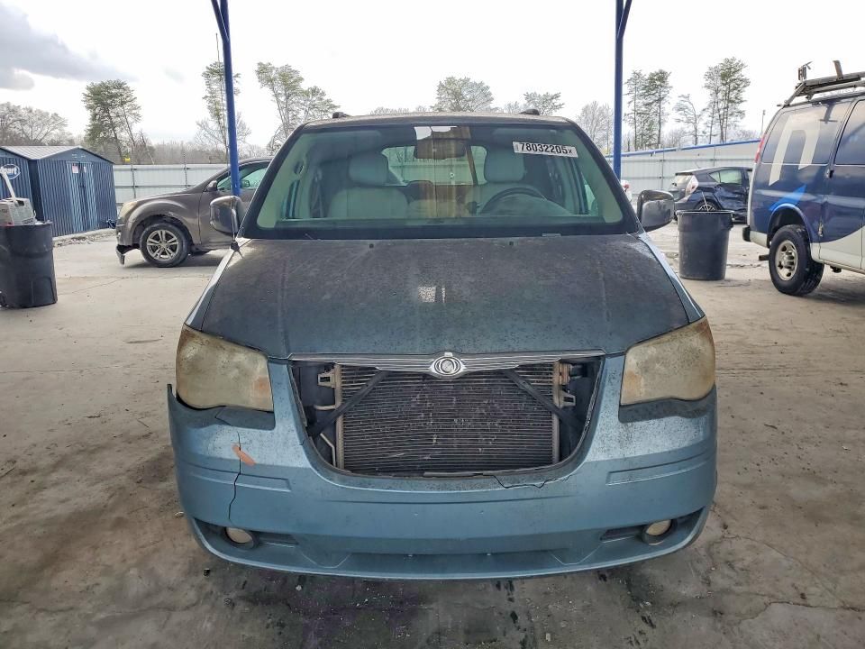 2010 Chrysler Town & Country Touring Plus