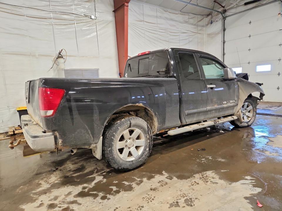 2005 Nissan Titan xe