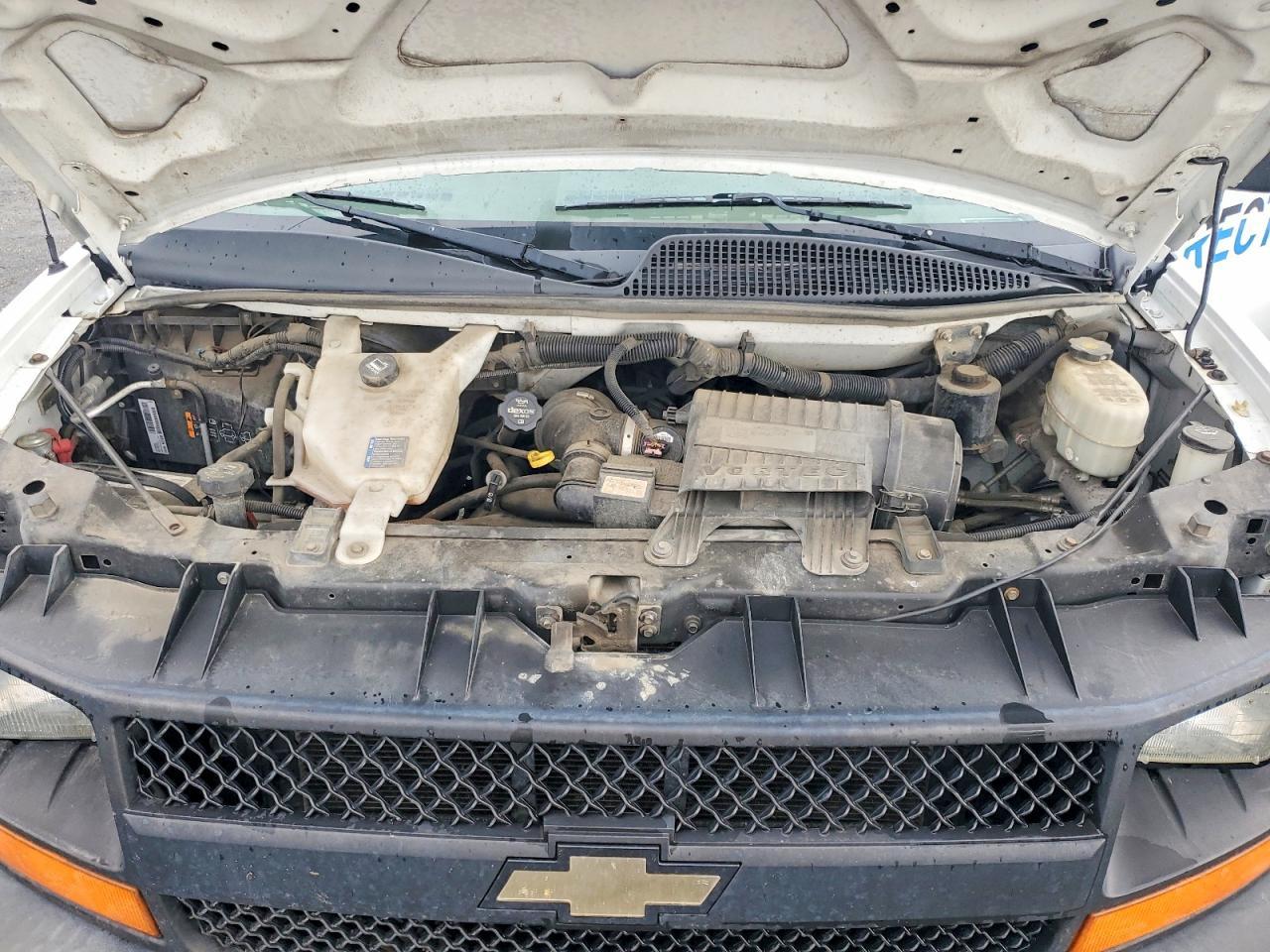 2015 Chevrolet Express 2500 Cargo Utility / Service Van
