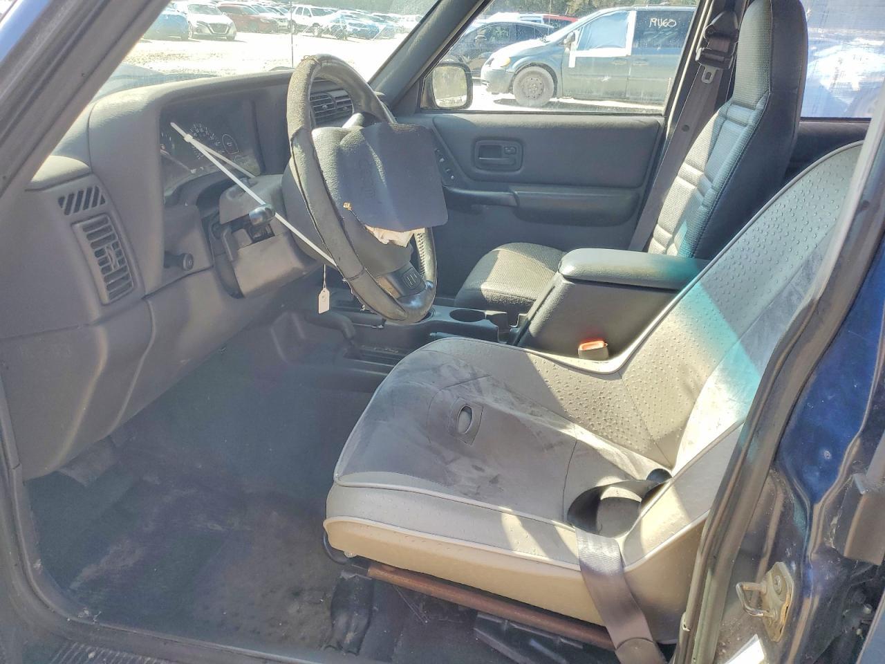 2000 Jeep Cherokee se