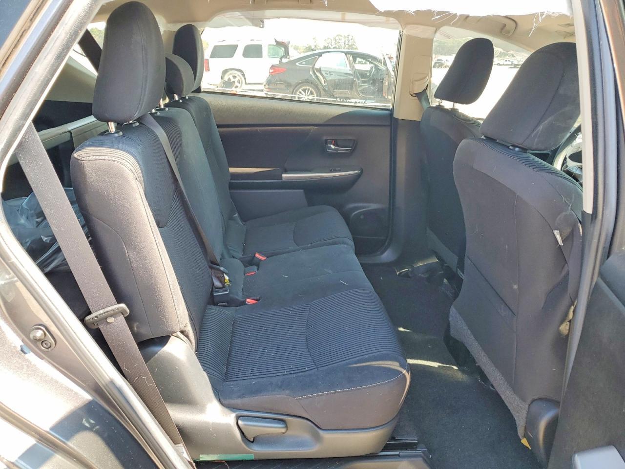 2015 Toyota Prius v