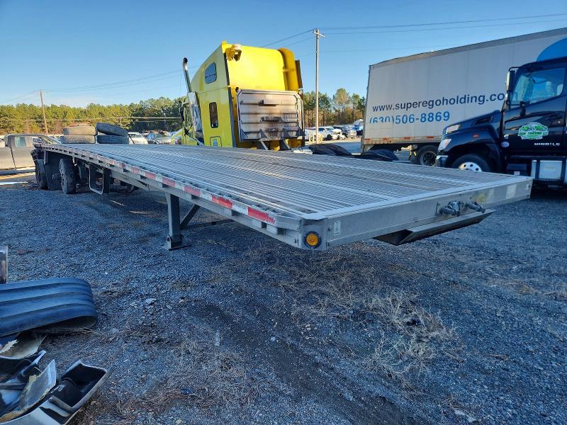 2016 Reitnouer Flatbed Trailer