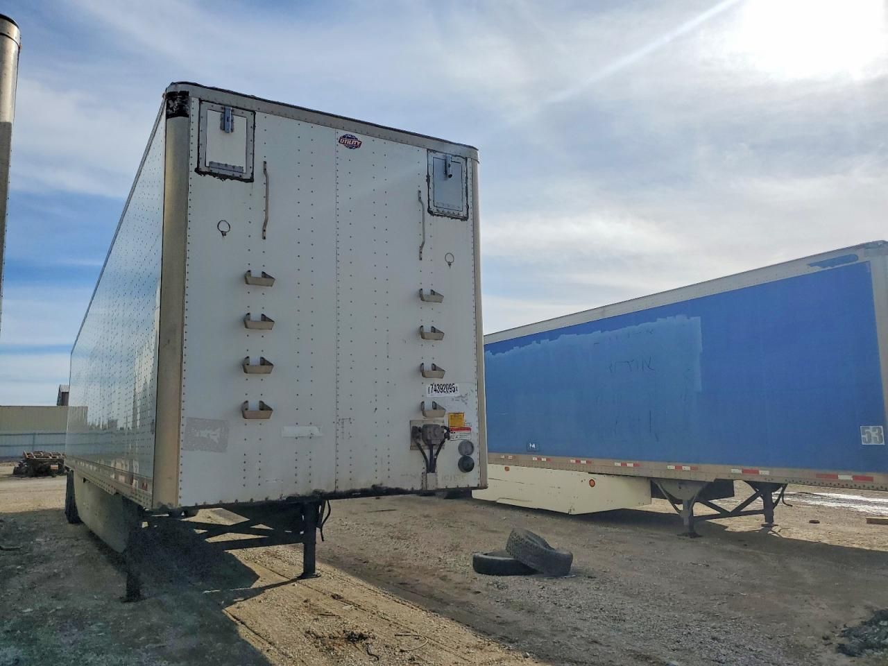 2015 Utility VS2DX DRY Van Trailer
