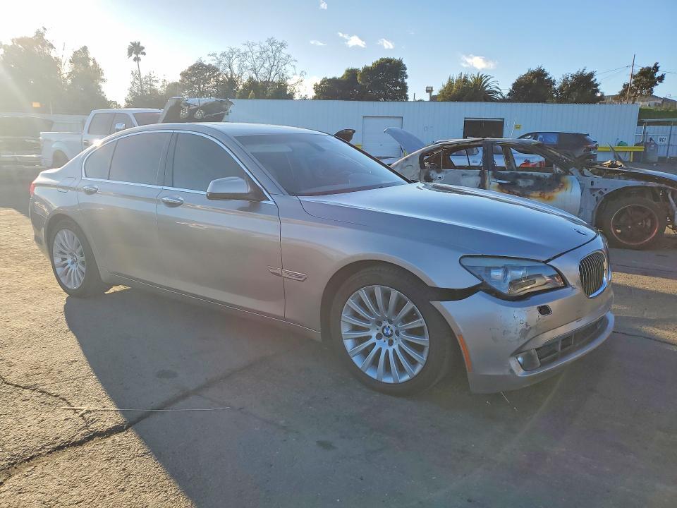 2009 BMW 750 i