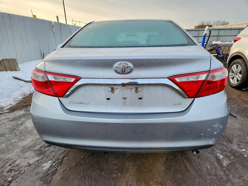 2017 Toyota Camry le