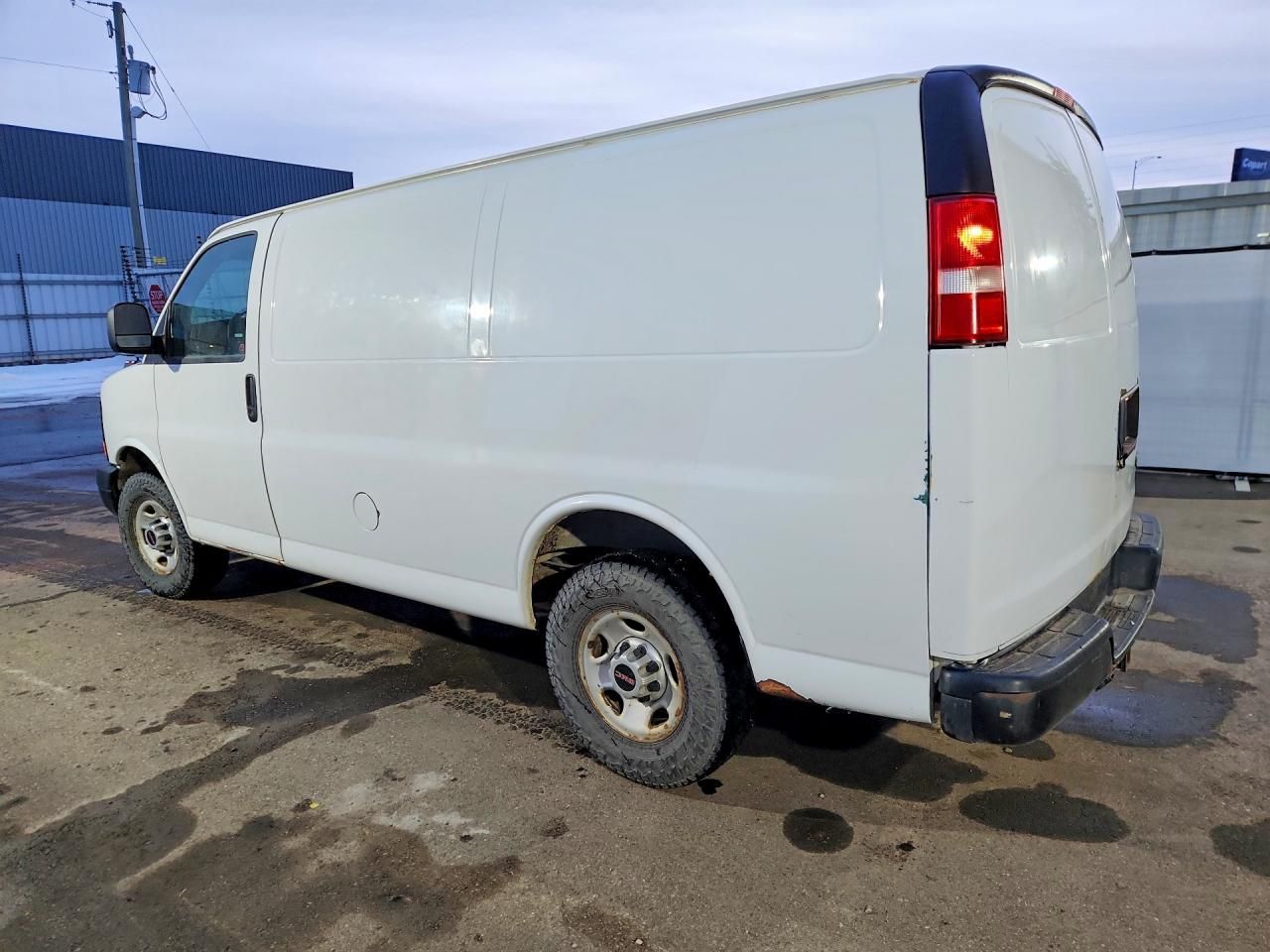 2013 GMC Savana G3500