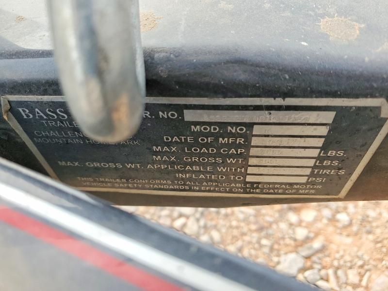 2013 Basstracker TRL Only