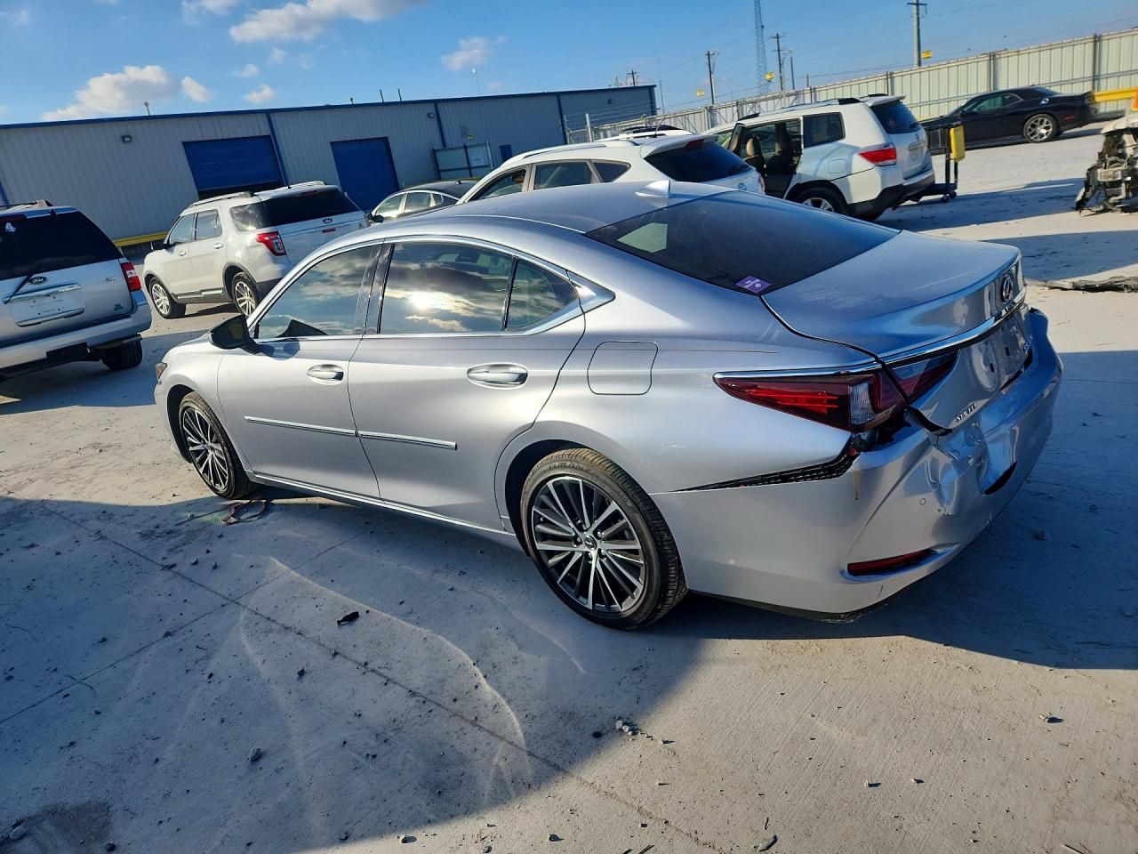 2022 Lexus Es 350 Base
