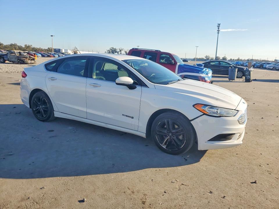 2018 Ford Fusion se Hybrid