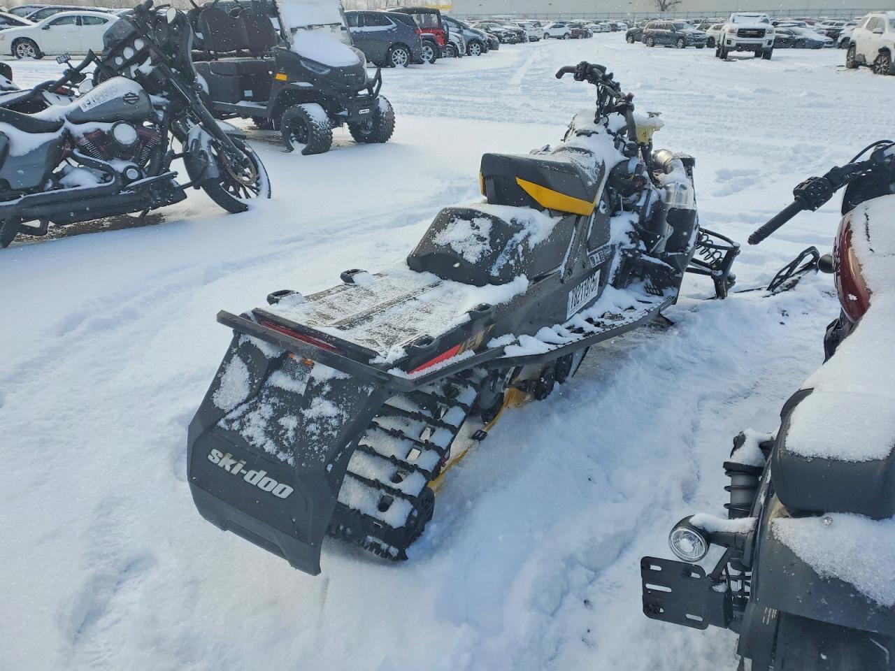 2025 Skidoo Adrenaline