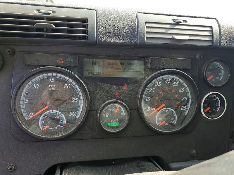 2018 Freightliner Cascadia 125