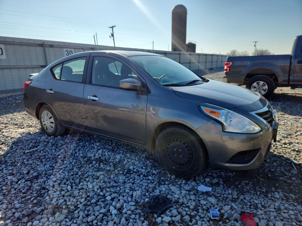 2016 Nissan Versa s