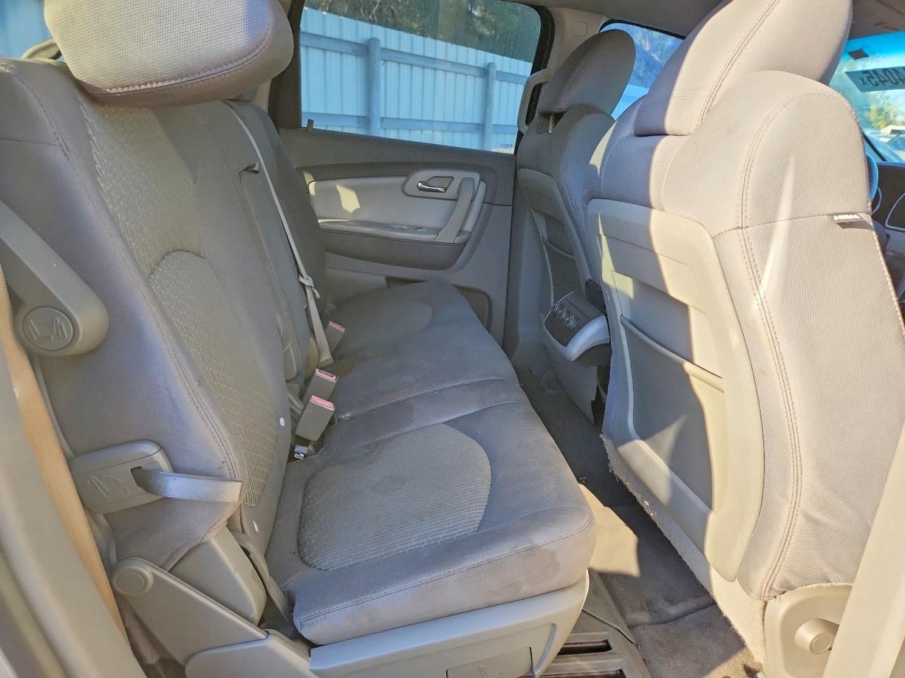 2011 Chevrolet Traverse lt