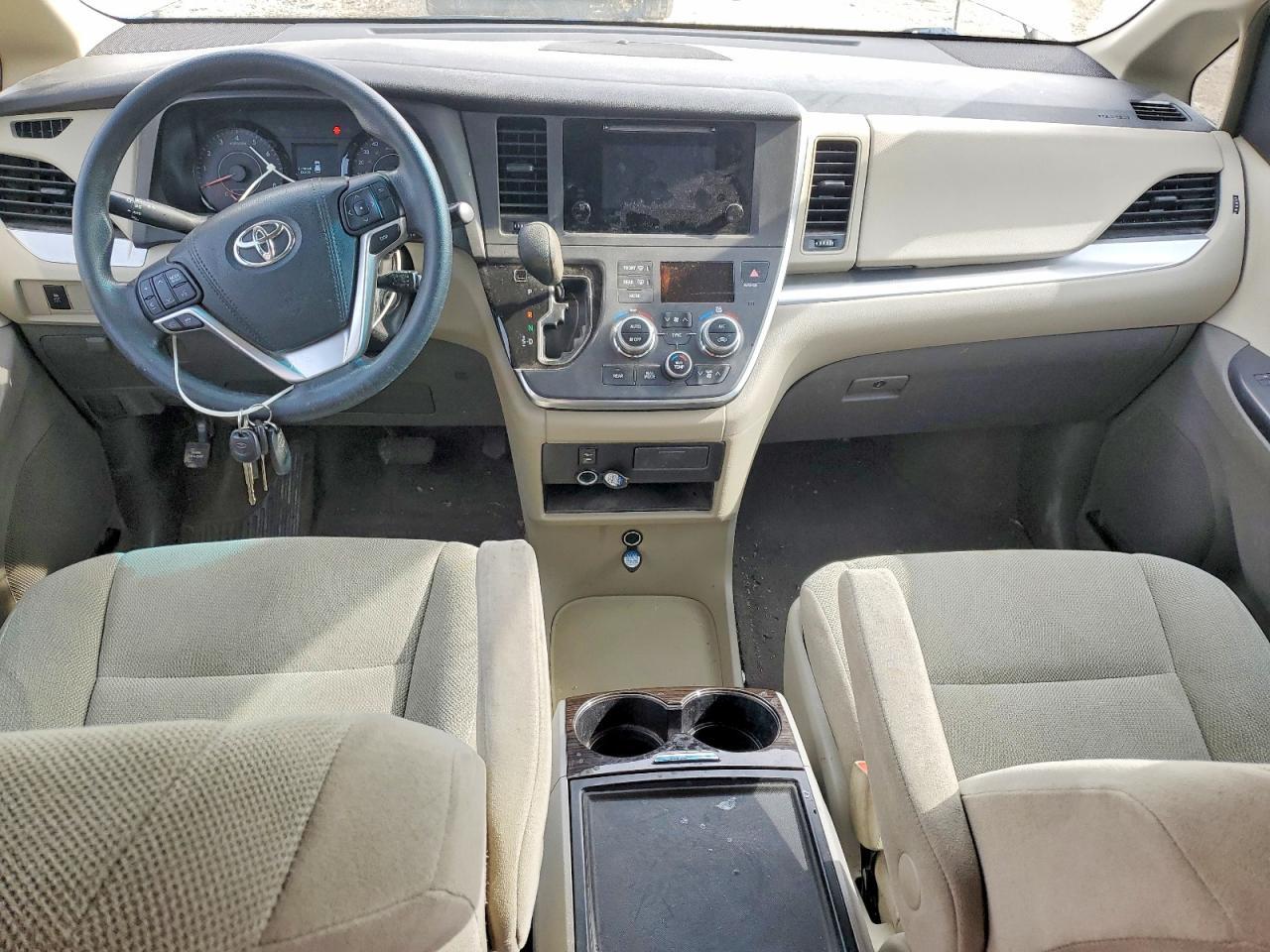 2015 Toyota Sienna