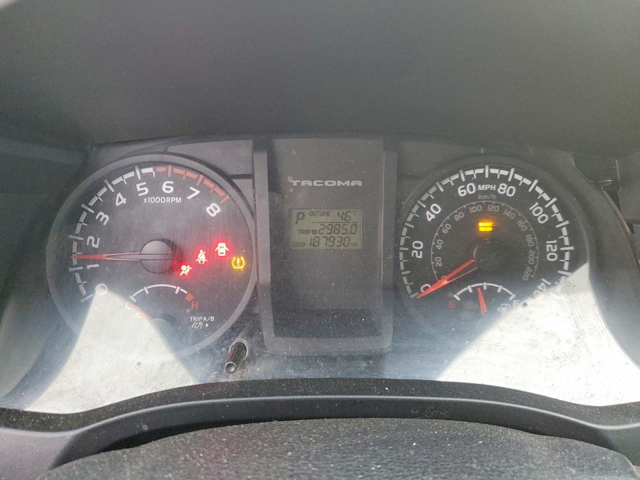 2017 Toyota Tacoma SR