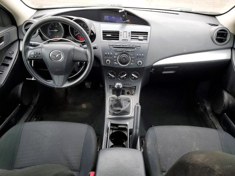 2013 Mazda 3 I