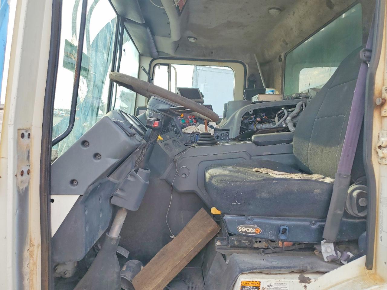 2018 Mack MRU613 Refuse Truck