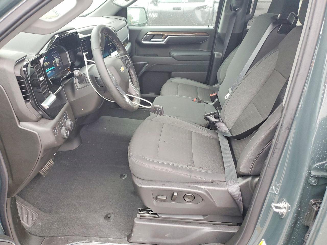 2026 Chevrolet Silverado K1500 LT